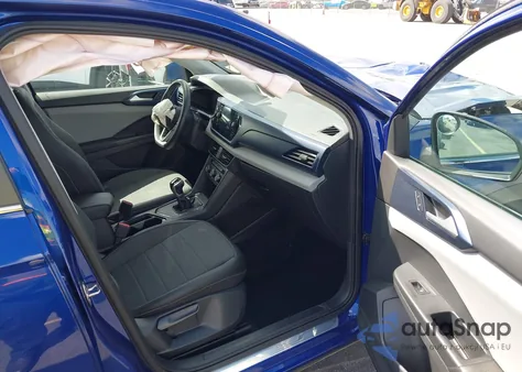 2022 Volkswagen Taos 1.5T Se из США, поврежденный, VIN 3VVRX7B2XNM095649